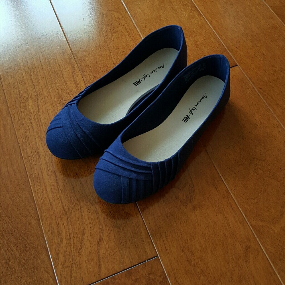 American Eagle flats